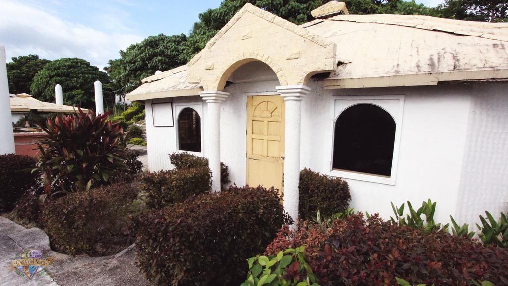 Casa Del Mar Beach Resort San Remigio  Exterior photo